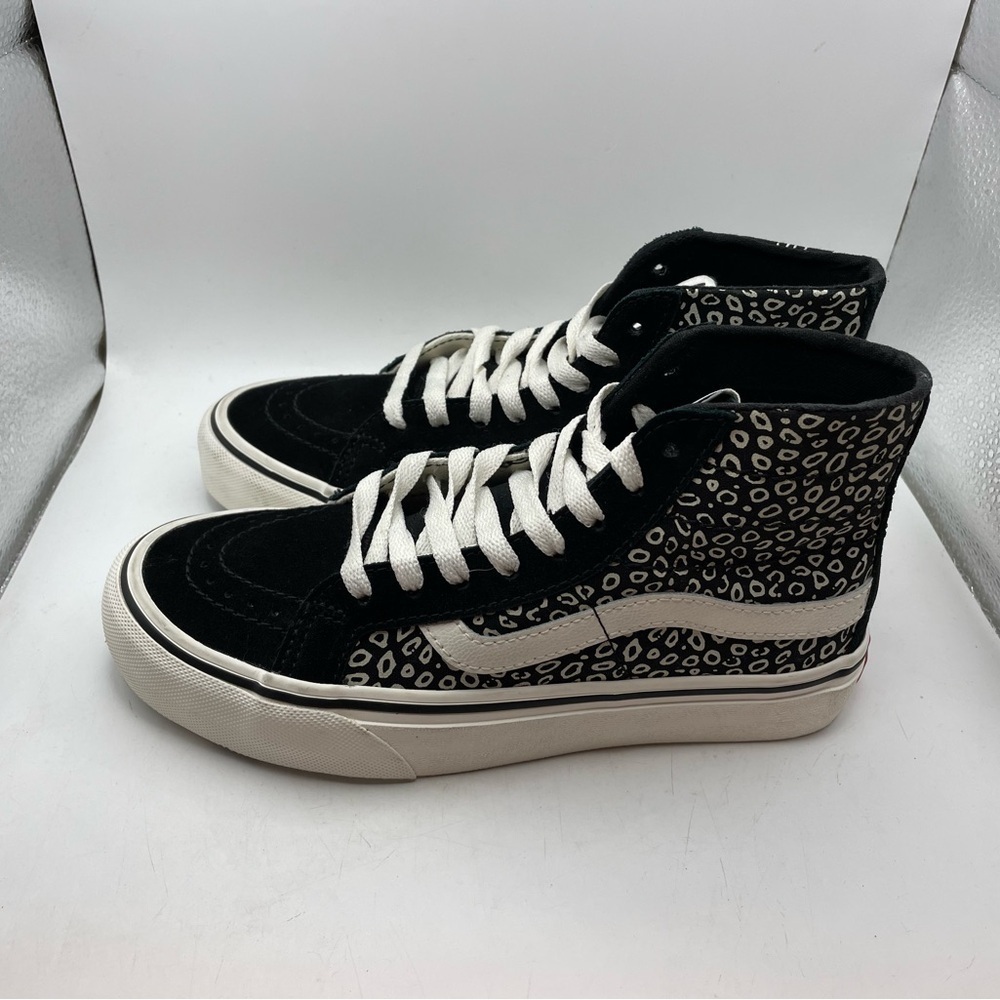 Vans OTW black suede women’s hightop sneakers size 5